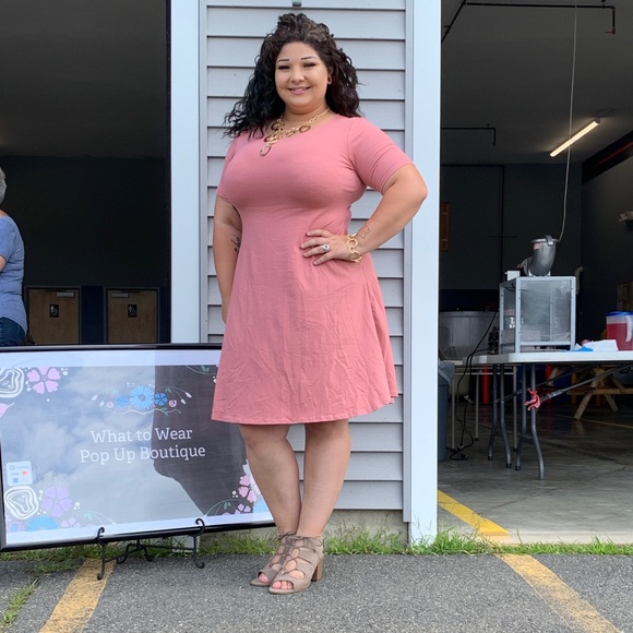 Dresses & Skirts - ✨HP4/3✨ Skater Dress ✌🏻